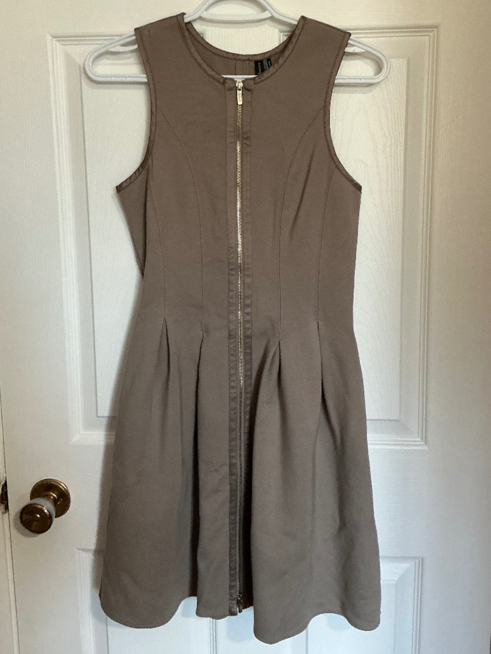 Guess by Marciano knee length dress, size 6